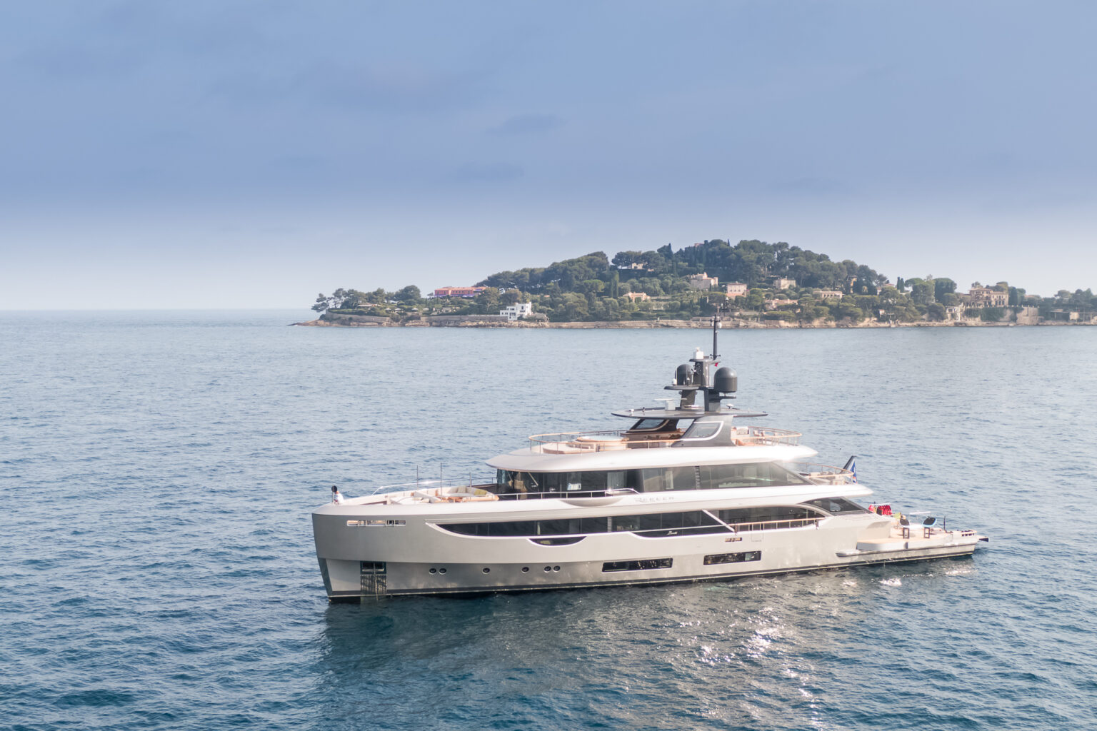 Benetti Oasis 40m yachts for sale